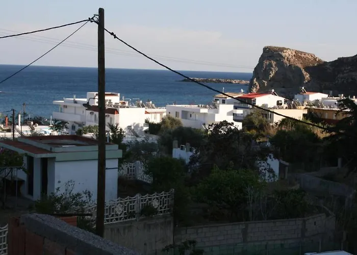 Kiki Stegna * Archangelos (Rhodes)