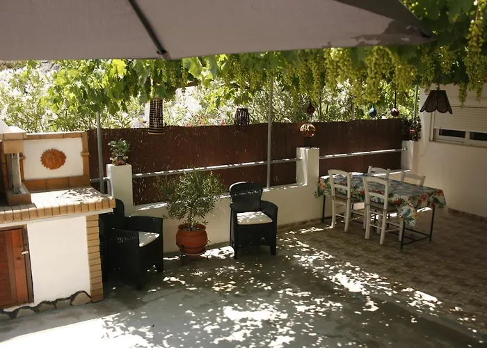 Kiki Stegna Archangelos (Rhodes)