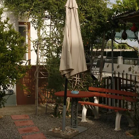 Kiki Stegna شقة أرخانجلوس