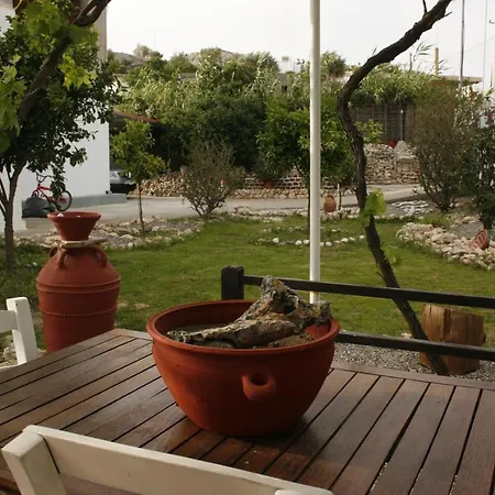 Kiki Stegna Апартаменты *