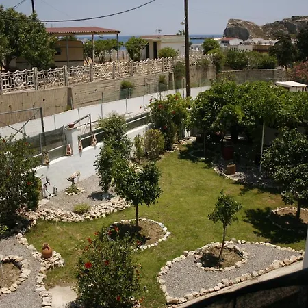 Kiki Stegna Appartement *